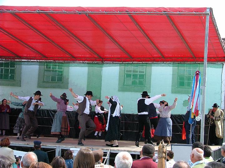 Segundo. Festival .de .Folclore .em .SANTA VALHA 2003.JPG